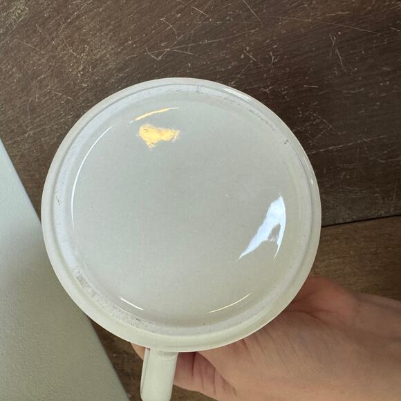 Grasslands Roads Holiday Garland Ceramic Teapot with lid and Tea cup Set - Picture 8 of 9